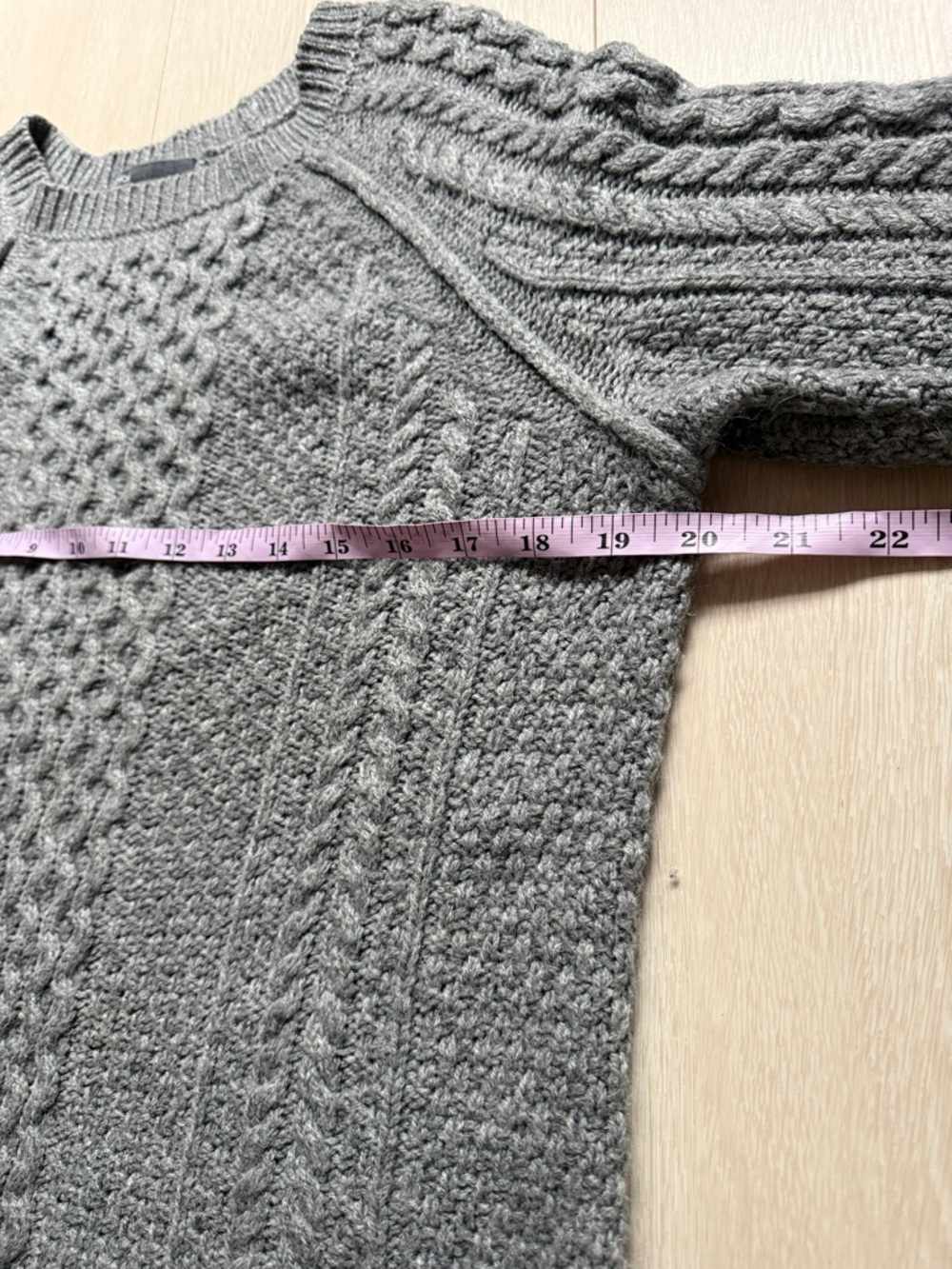 Vince Gray Cable-Knit Wool Alpaca Camel Blend Turtleneck Sweater - Picture 5 of 11